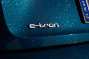 Audi e-tron 55 Quattro 2020 года  (AU)